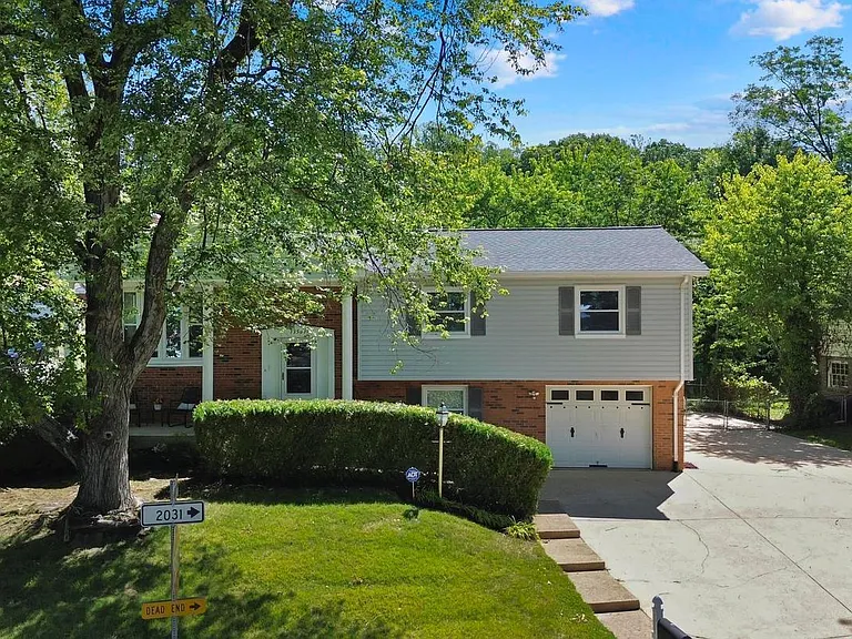 13501 Kelmont Ct — Photo 39