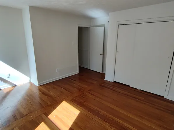 221 N Woodlawn Ave APT D, Clifton Heights, PA 19018