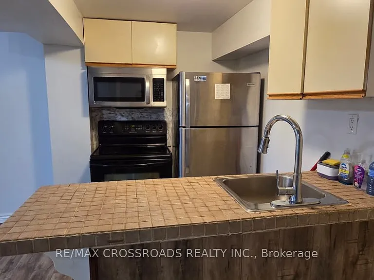 21 Fernbank Pl — Photo 9