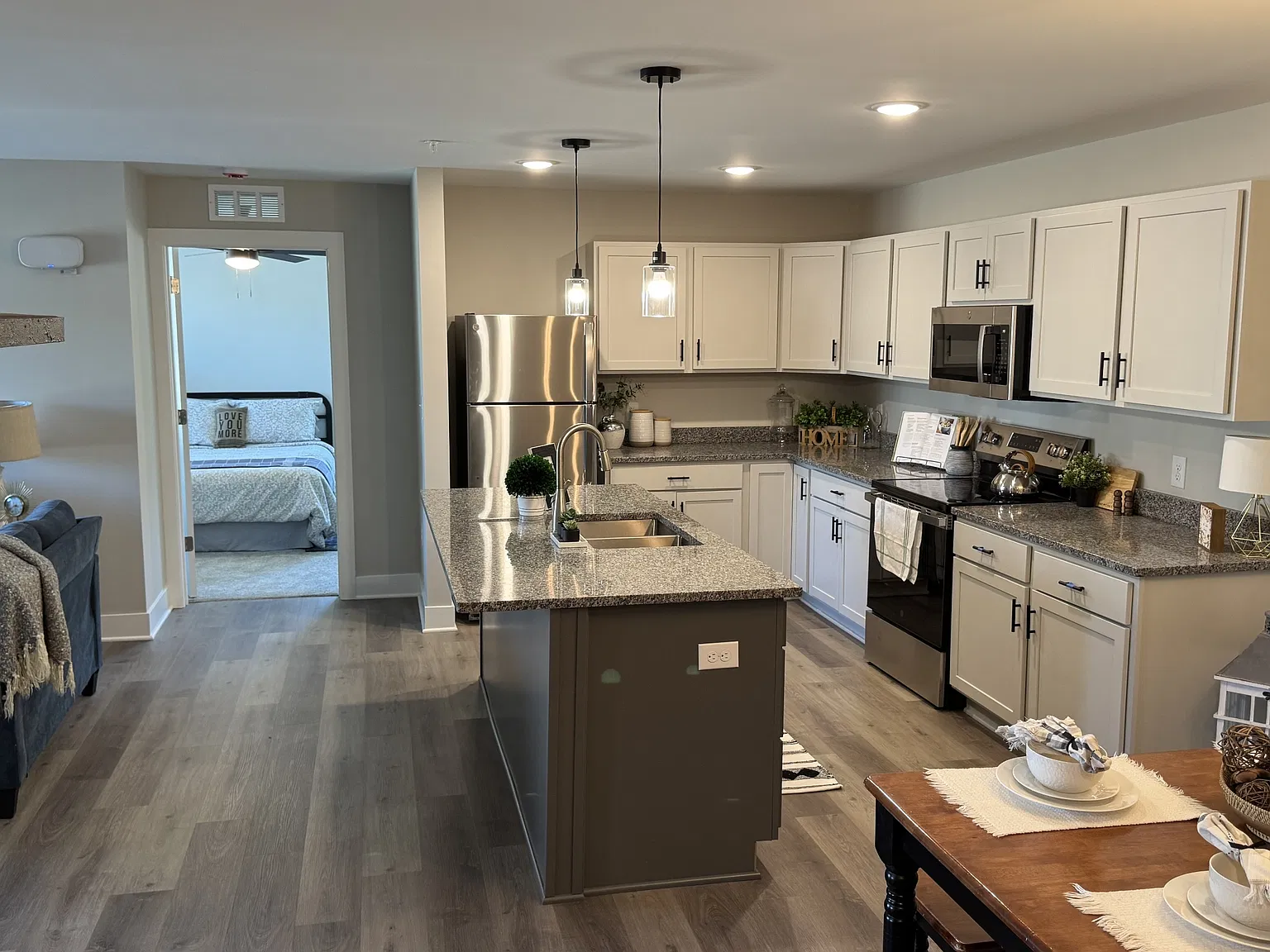 Crossings at Plum Creek Apartments — Photo 1