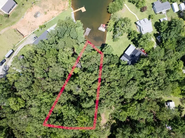 92 Sycamore Dr, Sparta, GA 31087