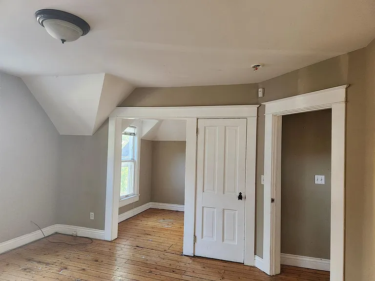 1720 N Pearl St — Photo 7