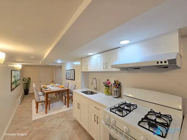 599 18th Street image 2 of 11