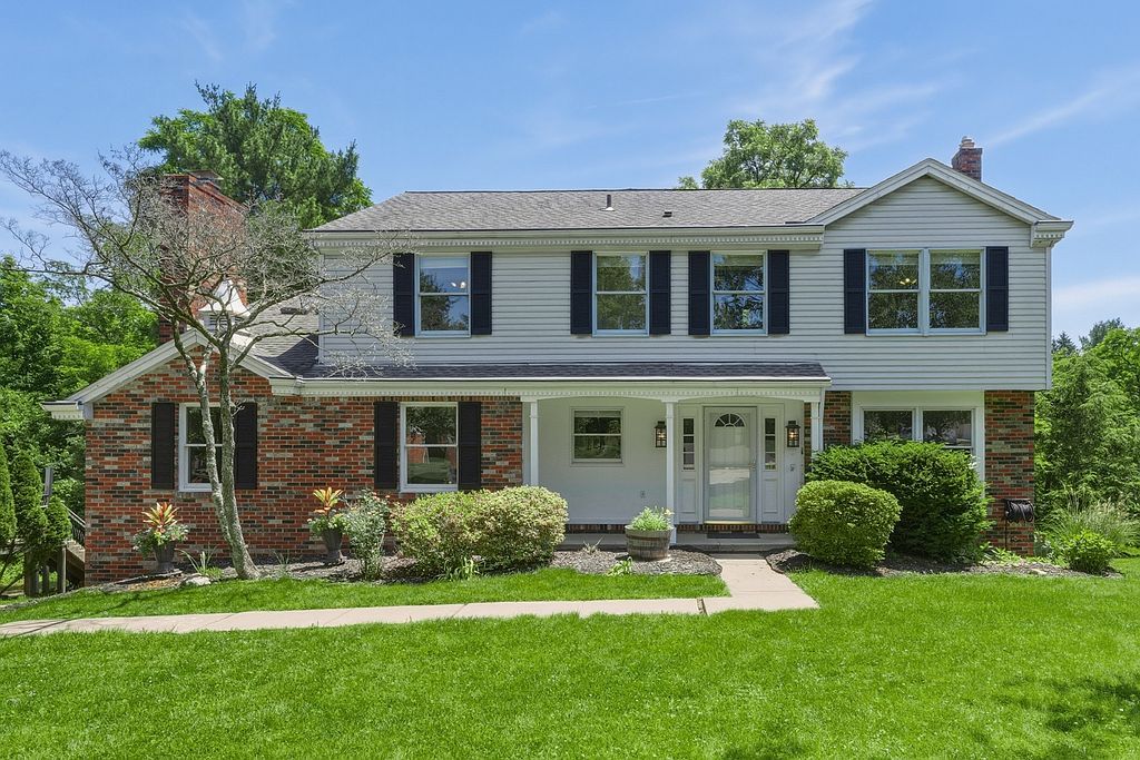 112 Marshall Dr - Property Image