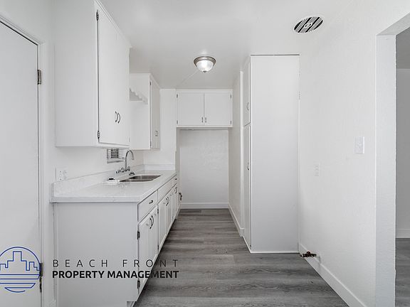 2nd image of 903 N Sloan Ave APT B