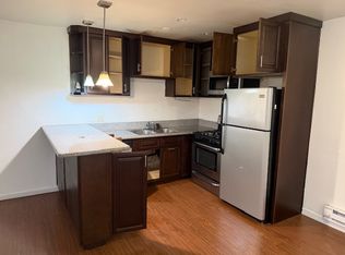 1640 Brockton Ave APT 4, Los Angeles, CA 90025