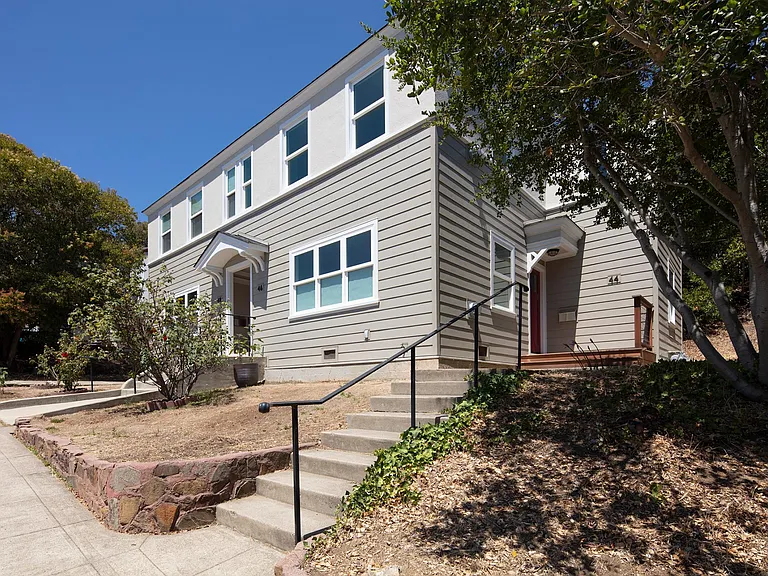 44 B St — Photo 3