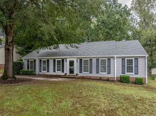 2330 Turnberry Ln, Charlotte, NC 28210