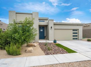 6111 Firefly Ave, Las Cruces, NM 88012