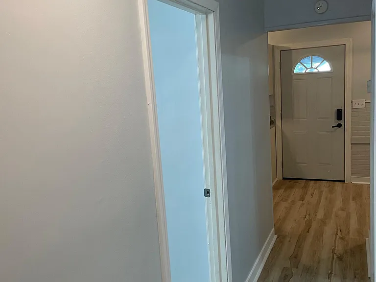 1314 Hoyt Ave — Photo 13