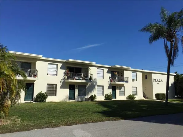 808 22nd St #11, Vero Beach, FL 32960