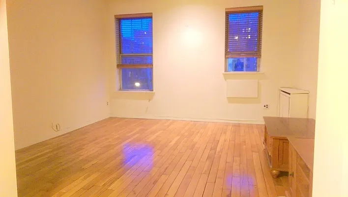 Rented by Manhattan Spaces | media 30