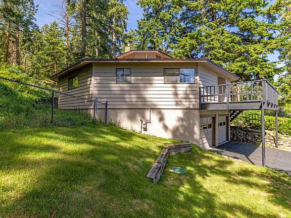 4th image of 1885 Lakeshore Dr