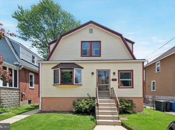 1102 Walnut St, Collingdale, PA 19023