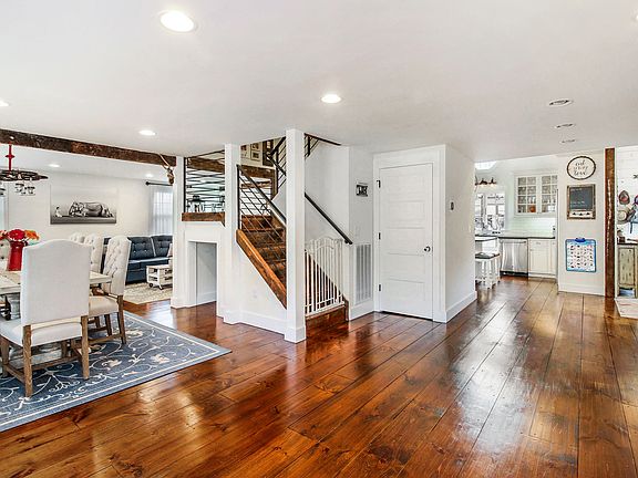 586 Nimham Rd Carmel Hamlet, NY (09 of 43).jpg