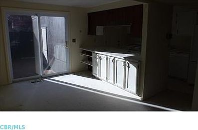3rd image of 1694 Van Pelt St