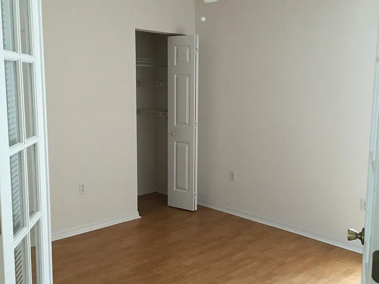 2216 NE 39th Ave — Photo 11