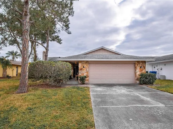 4013 Lexington Ct, Largo, FL 33771