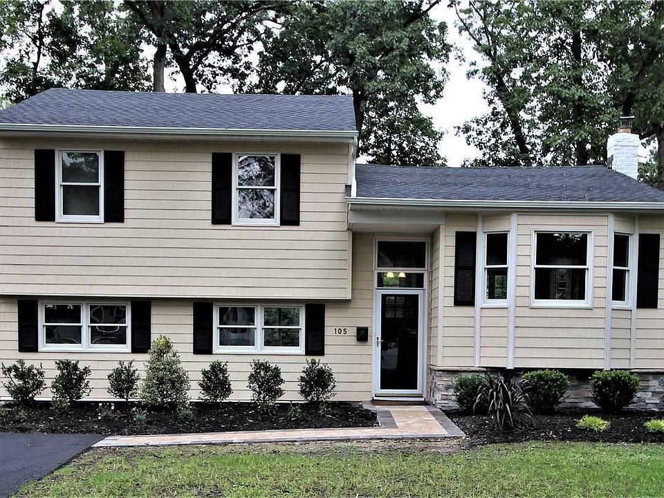 1st image of 105 Oaklawn Dr