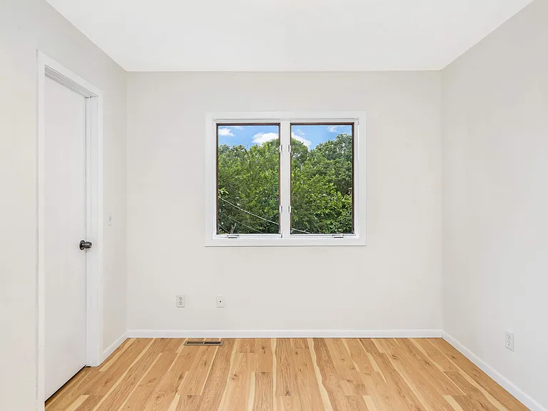 420 Buchanan St NE — Photo 22