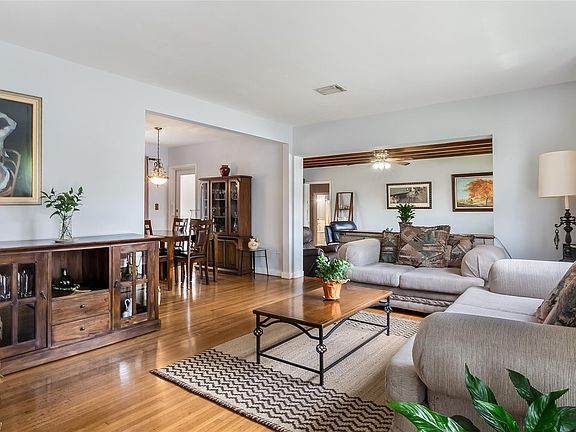 2nd image of 1530 SW 24th Avenue