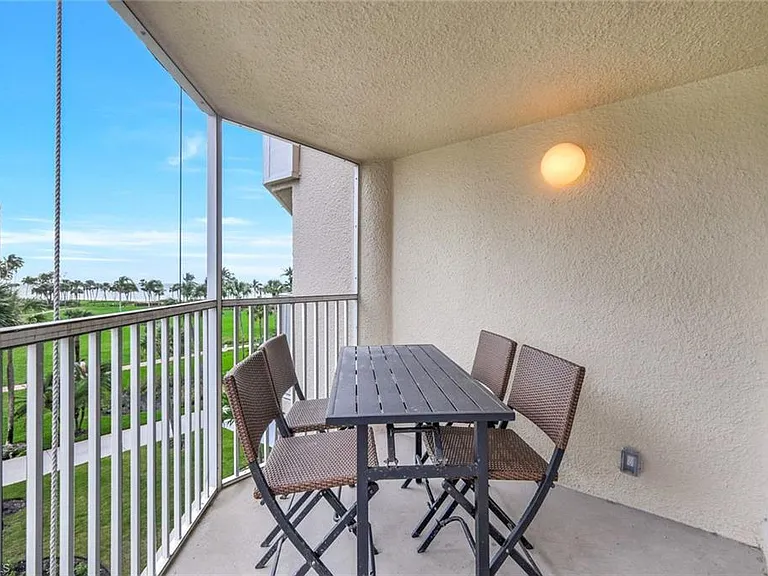 4041 Gulf Shore Blvd N #204 — Photo 23