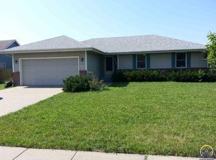 3929 SW 40th St, Topeka, KS 66610