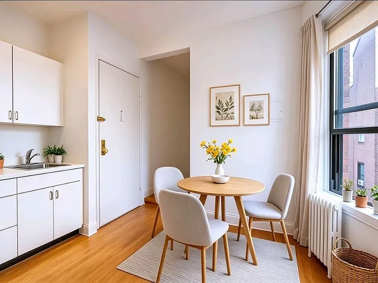 105 Thompson St #15 — Photo 2