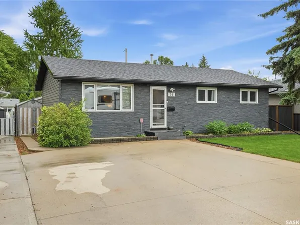 14 Stewart AVENUE, Saskatoon, SK S7L 3S6