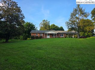 2591 Boomer Rd, Boomer, NC 28606