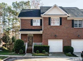 128 Tuska Hills Dr, Holly Springs, NC 27540