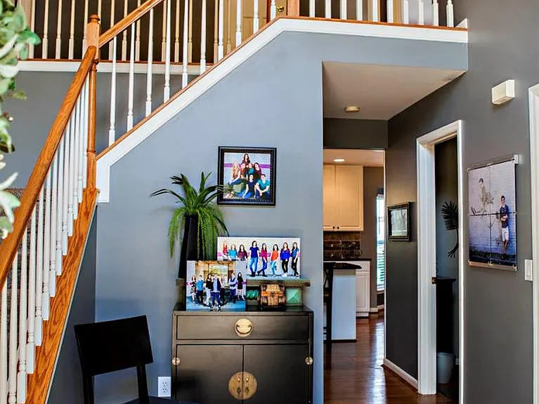 8626 Charleston Knoll Ct — Photo 3