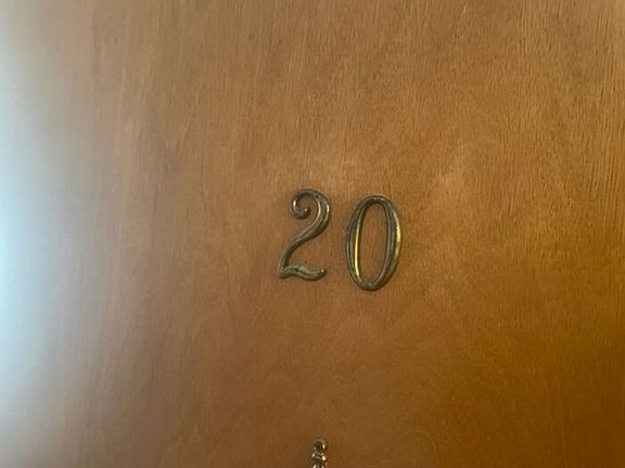 4th image of 7700 Oxford Ave #20