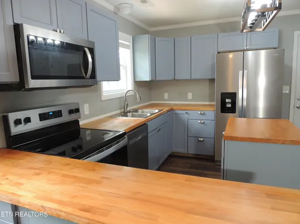 1518 Stony Point Rd, Knoxville, TN 37914