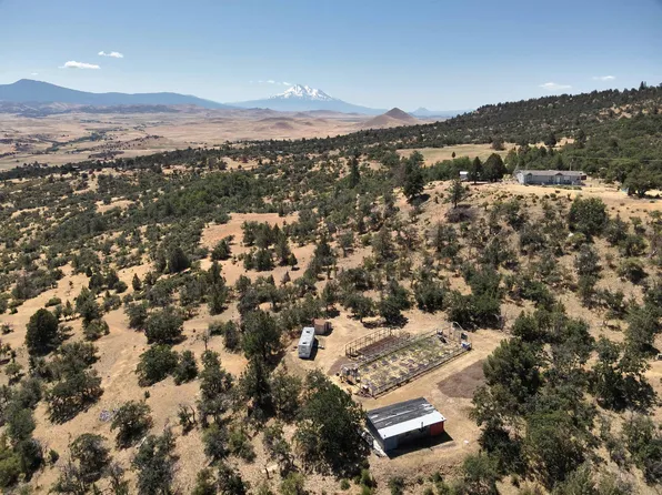 3625 Black Mountain Rd, Montague, CA 96064