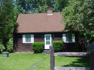 9 Jennings Dr, Bennington, VT 05201