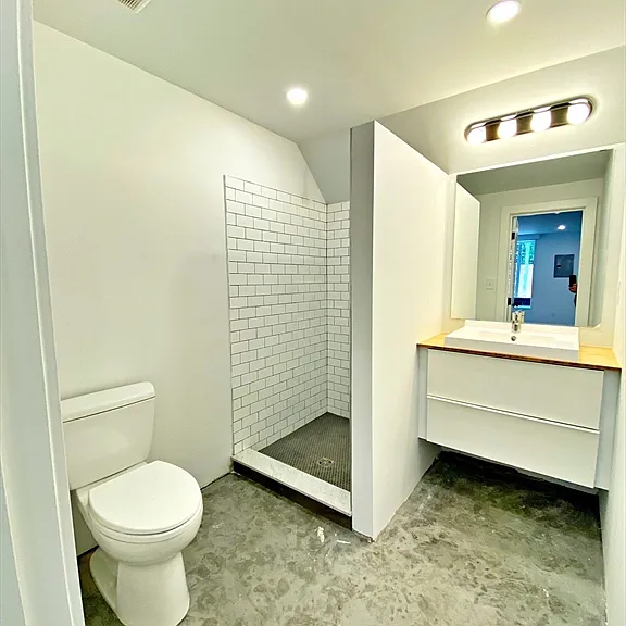 406 Sumner St #1 — Photo 10