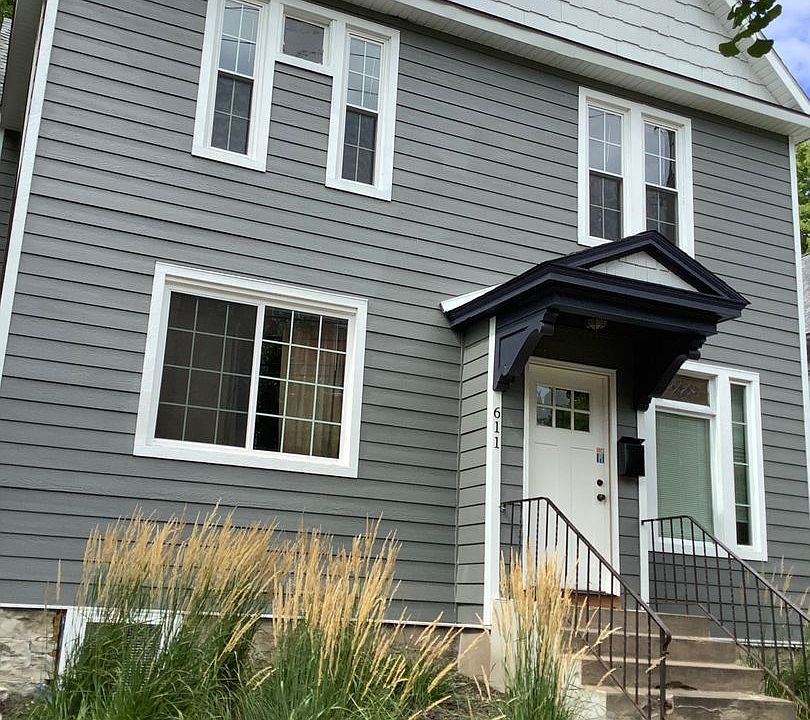 1st image of 611 14th Ave SE