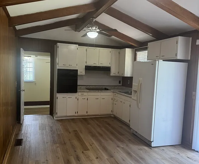 3004 Lytle Dr — Photo 4