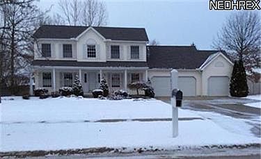 1st image of 36270 Falcon Crest Ave