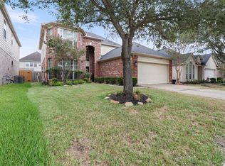 2723 Edgewick Elm St, Fresno, TX 77545