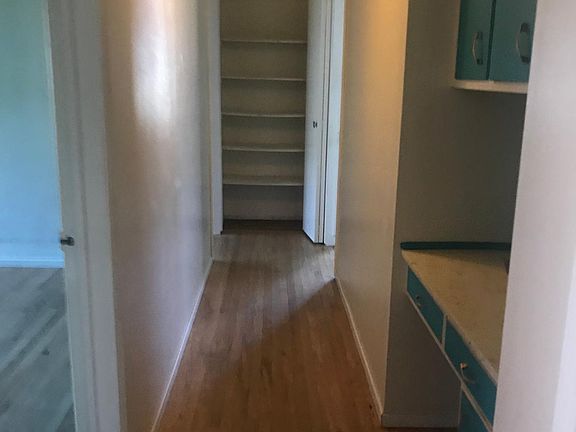 4th image of 2525 Bantry Ln