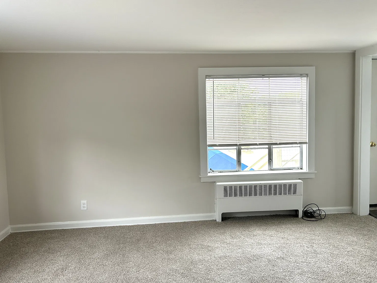 1 bed, 725 sqft, $1,900 — Photo 4
