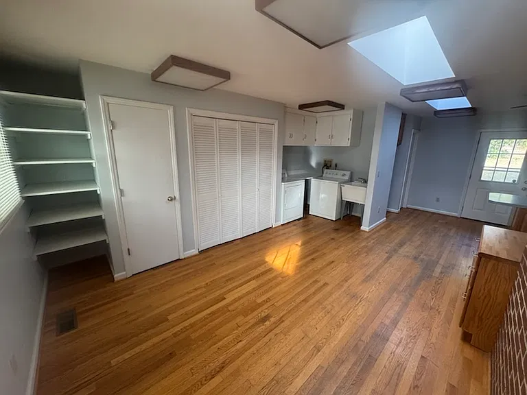 1611 Kennedy Ave — Photo 3
