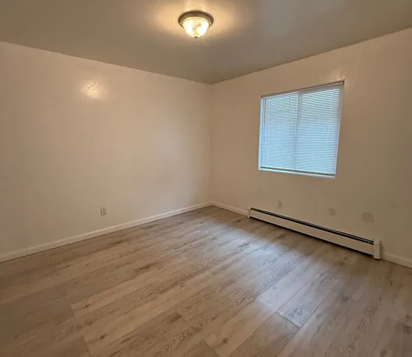 107 Davis St #7 — Photo 15