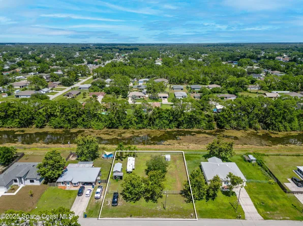 847 Tejon Ave SW, Palm Bay, FL 32908