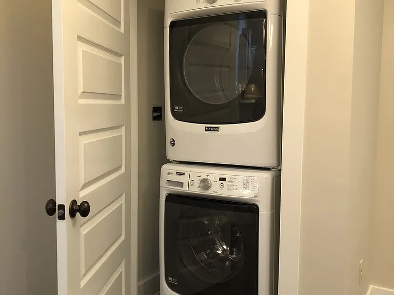 Copper Chase Luxury Apartments — Photo 17