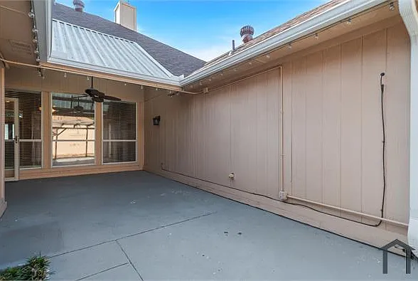 1620 Mercury Pl — Photo 33