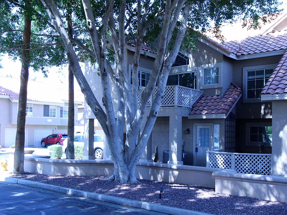 1st image of 1633 E Lakeside Dr Unit 189