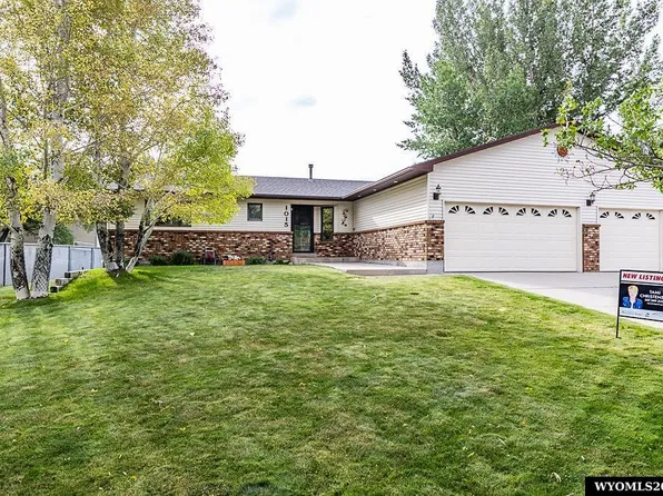 1015 Tigee Cir, Green River, WY 82935
